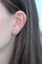 Load image into Gallery viewer, 14K Yellow Gold Cougar Studs
